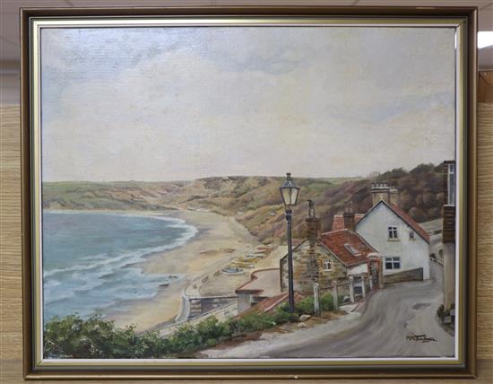 M M Tomlinson, oil on canvas, West Country beach scene, signed, 40 x 50cm